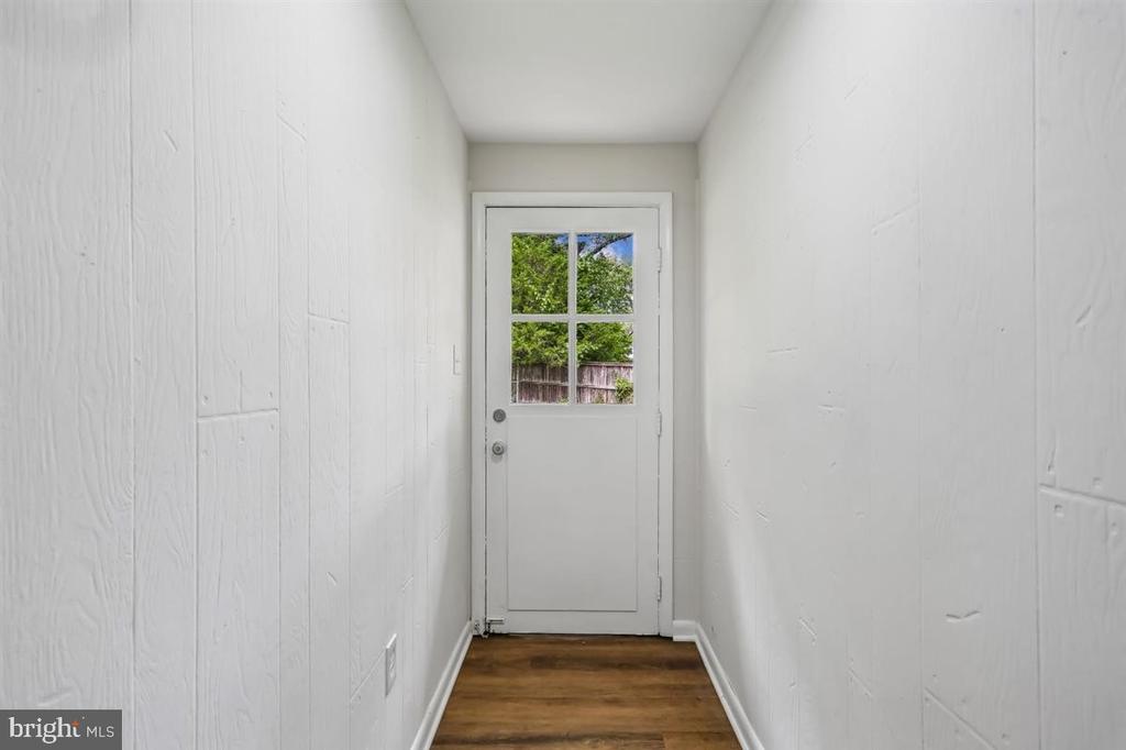 903 ANNMORE DRIVE