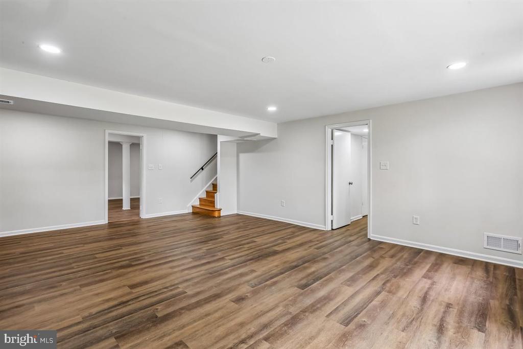 903 ANNMORE DRIVE
