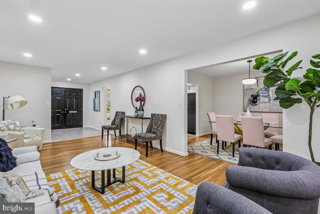 903 ANNMORE DRIVE