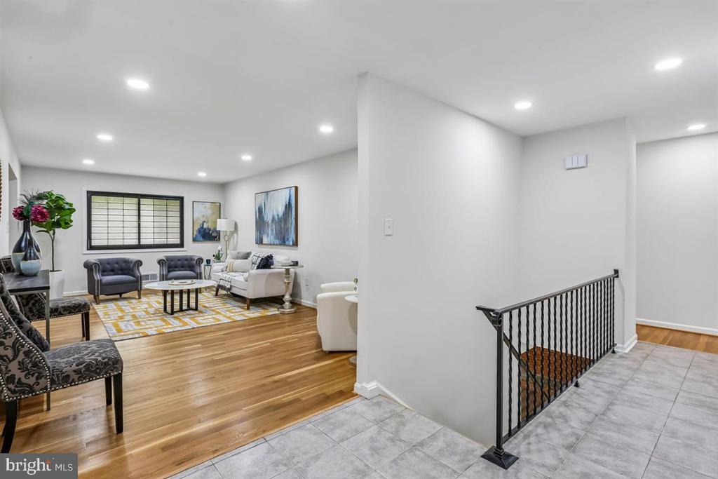 903 ANNMORE DRIVE