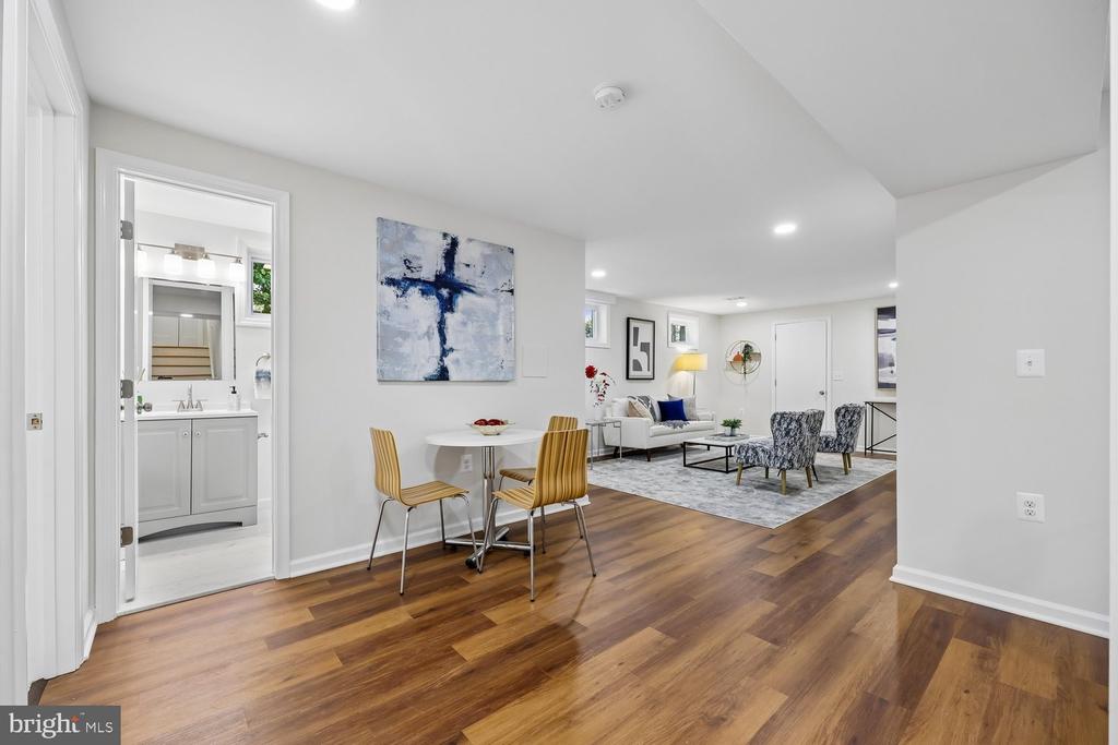 901 MALTA LANE
