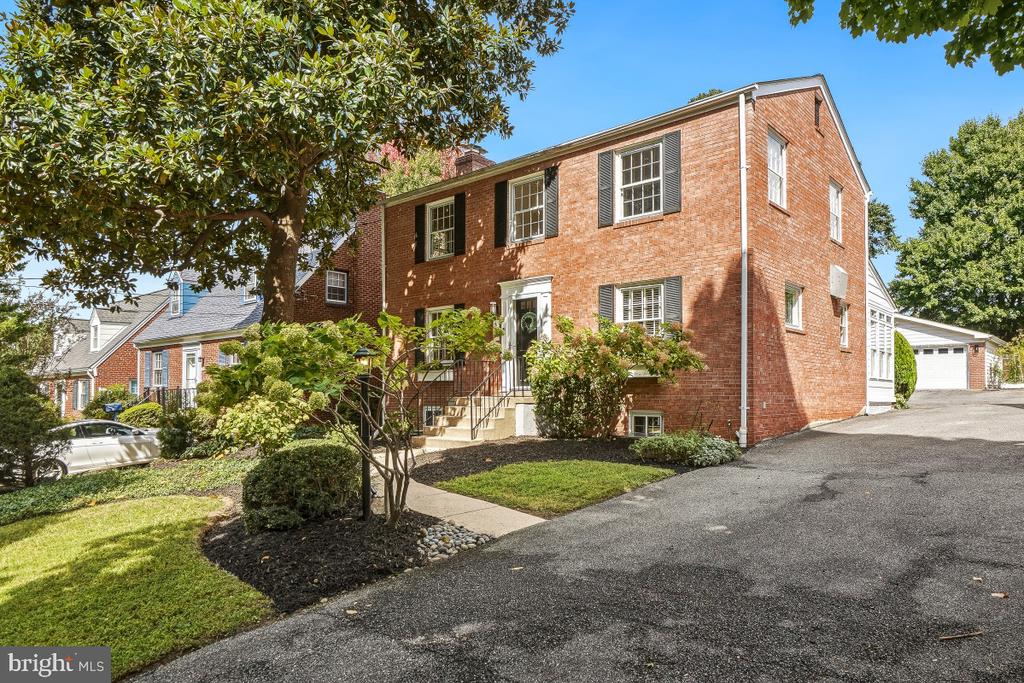 307 INDIAN SPRING DRIVE