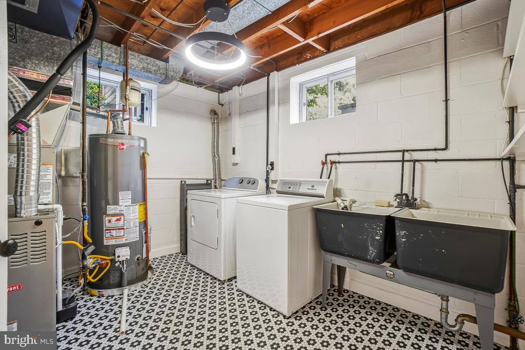 307 INDIAN SPRING DRIVE