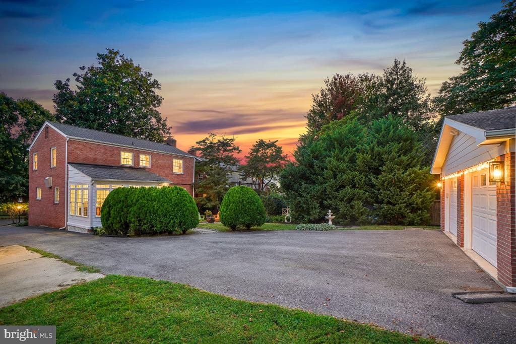 307 INDIAN SPRING DRIVE