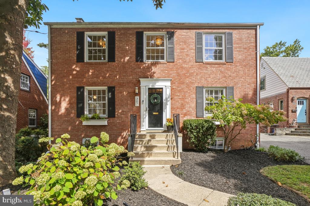 307 INDIAN SPRING DRIVE