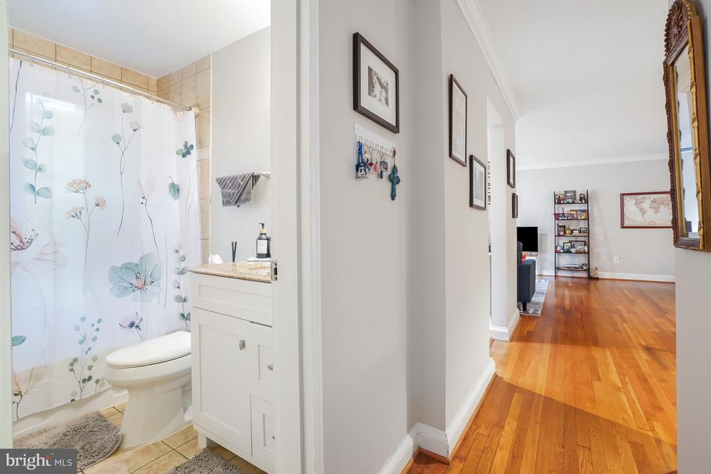 116 LEE AVENUE Unit: 201