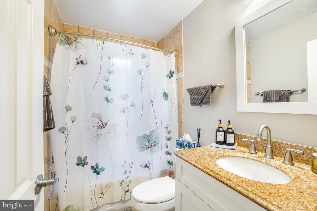 116 LEE AVENUE Unit: 201