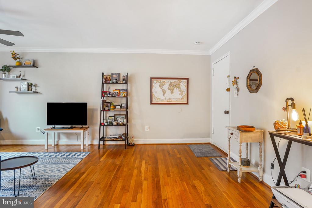 116 LEE AVENUE Unit: 201