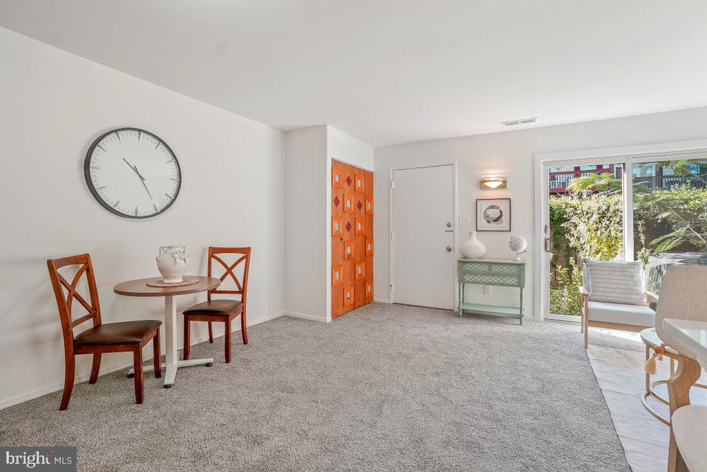 9879 BROOKRIDGE COURT