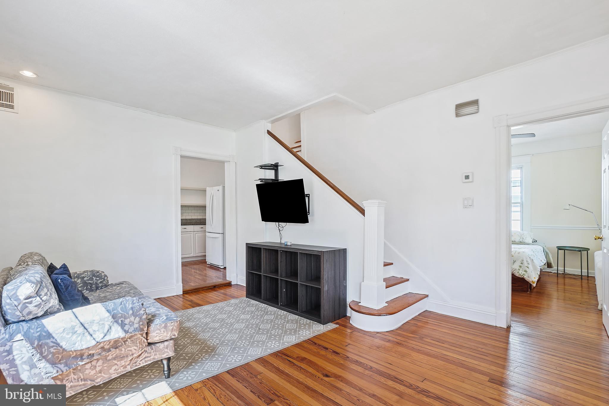 3308 40th Pl
