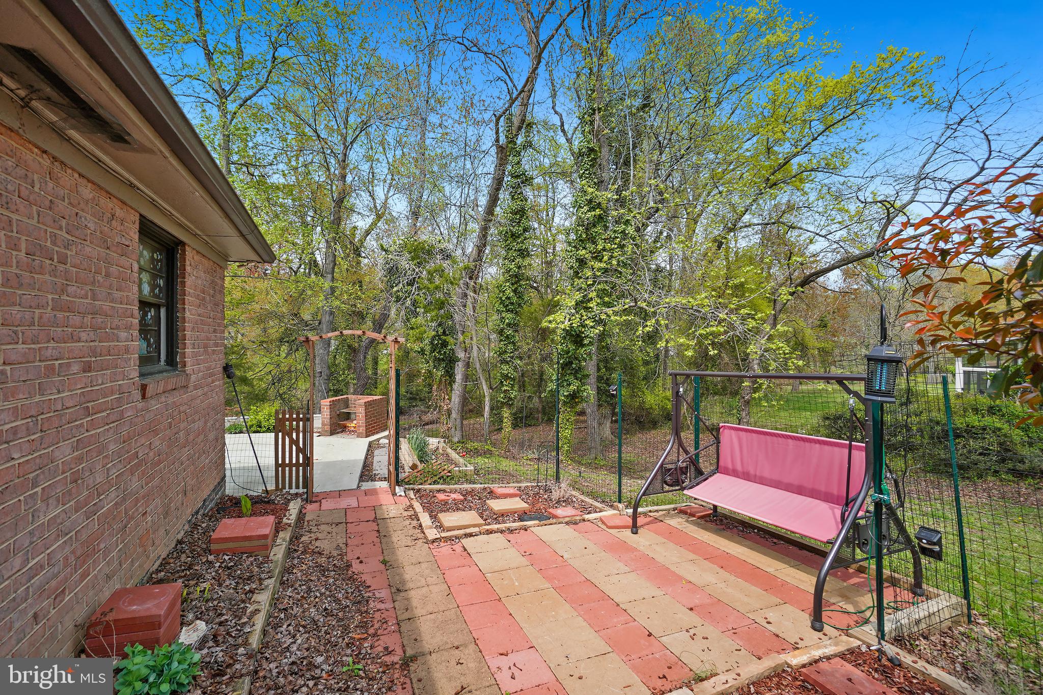 4800 Sharon Rd