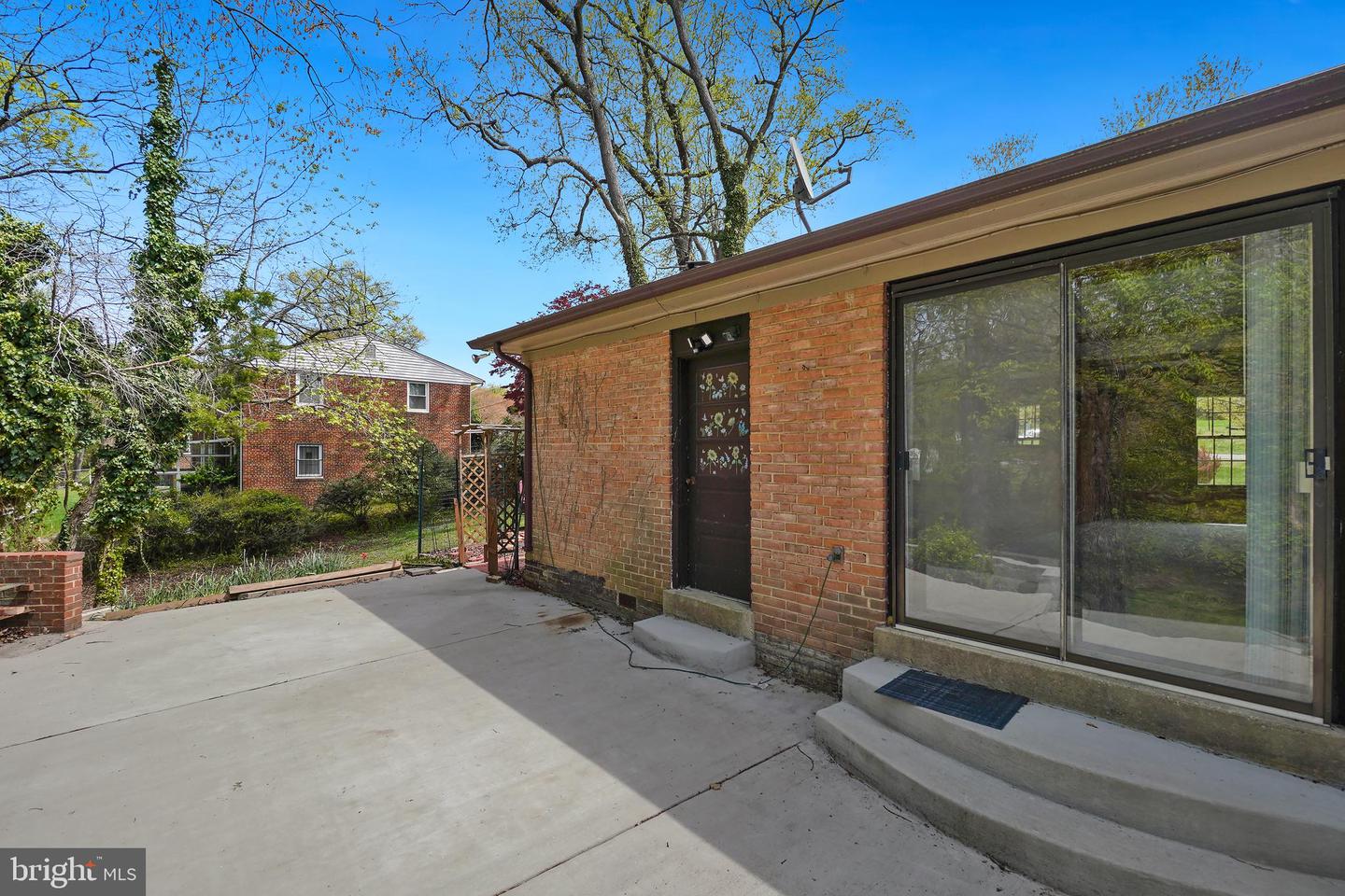 4800 Sharon Rd