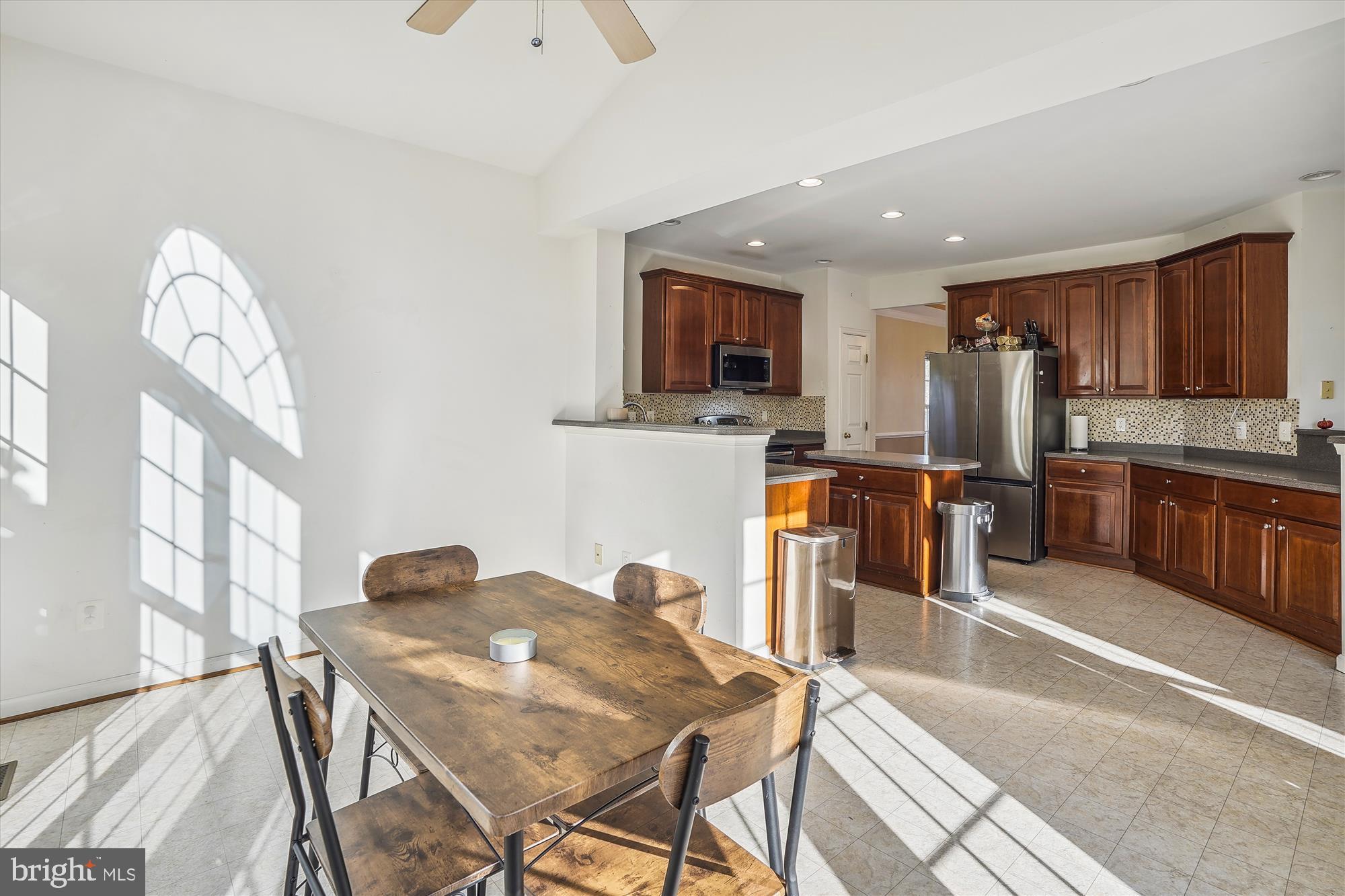 6682 Clarkes Meadow DRIVE