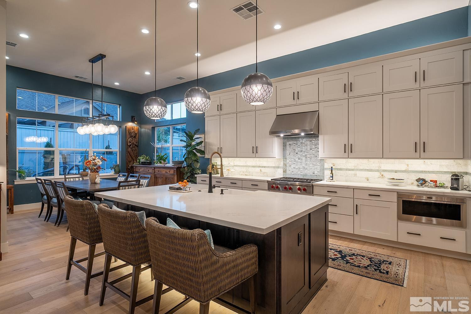720 Marewood Trail