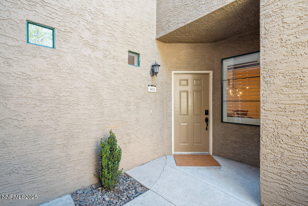 900 S Meadows Parkway, 1813