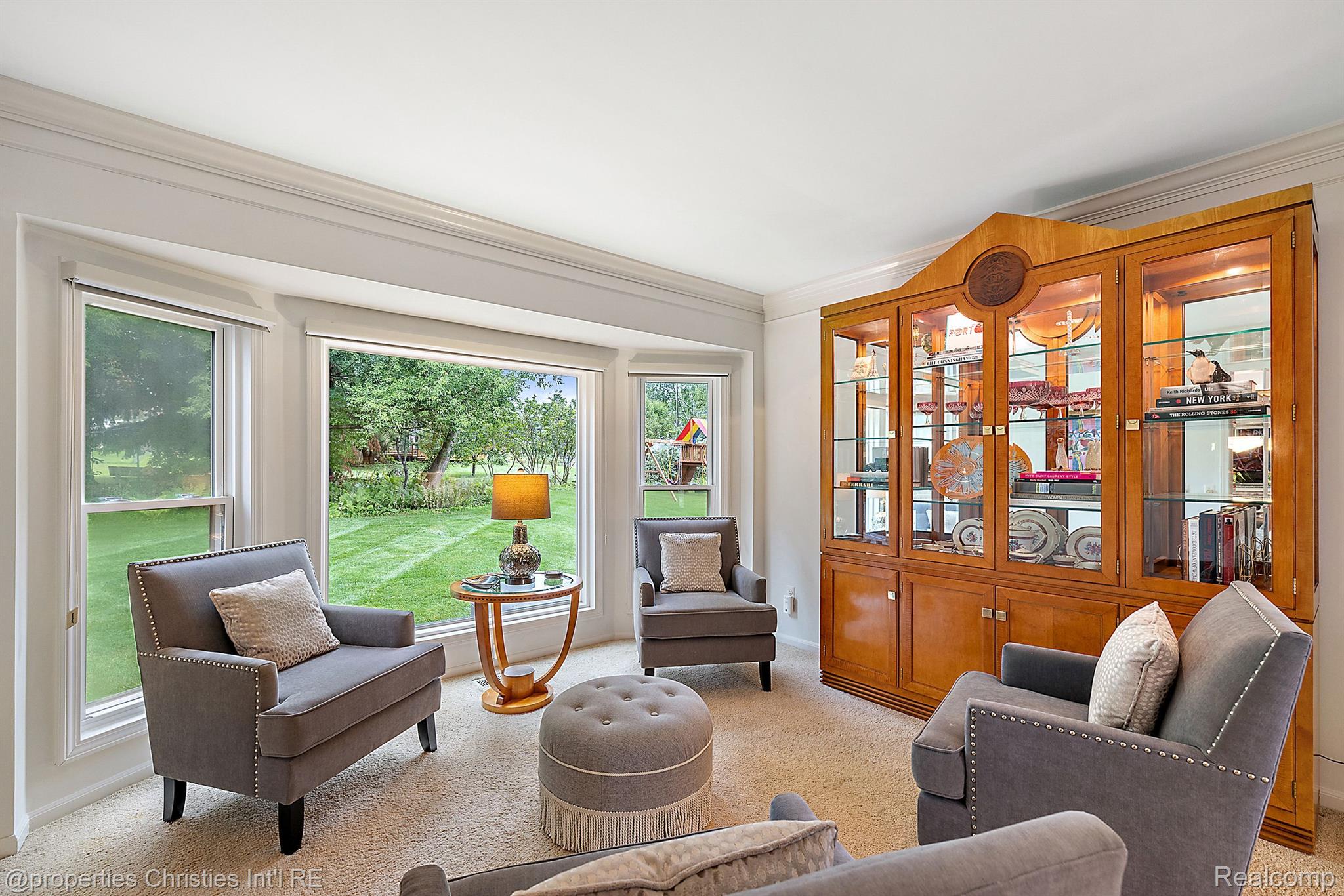 428  LAKE FOREST Drive