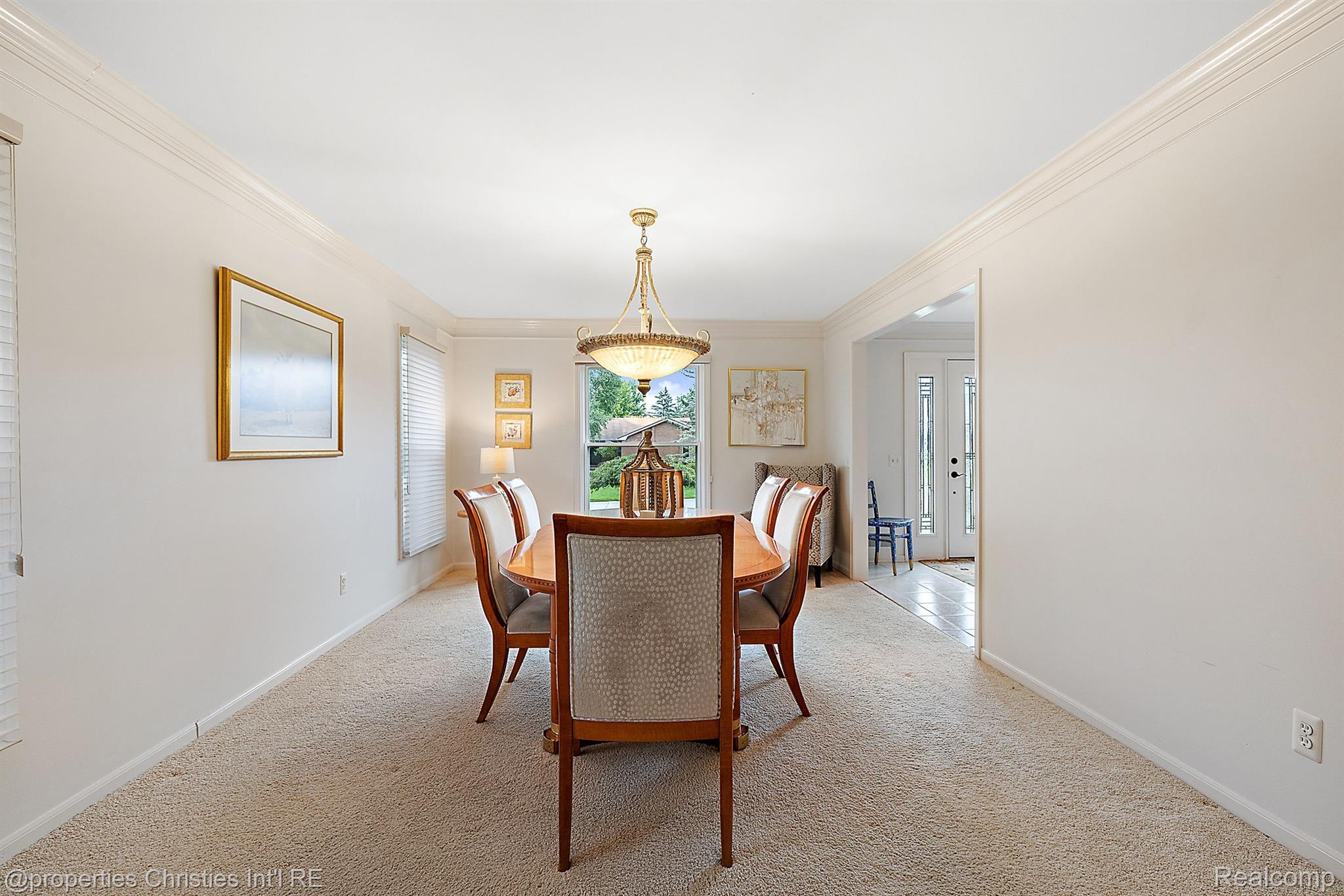 428  LAKE FOREST Drive