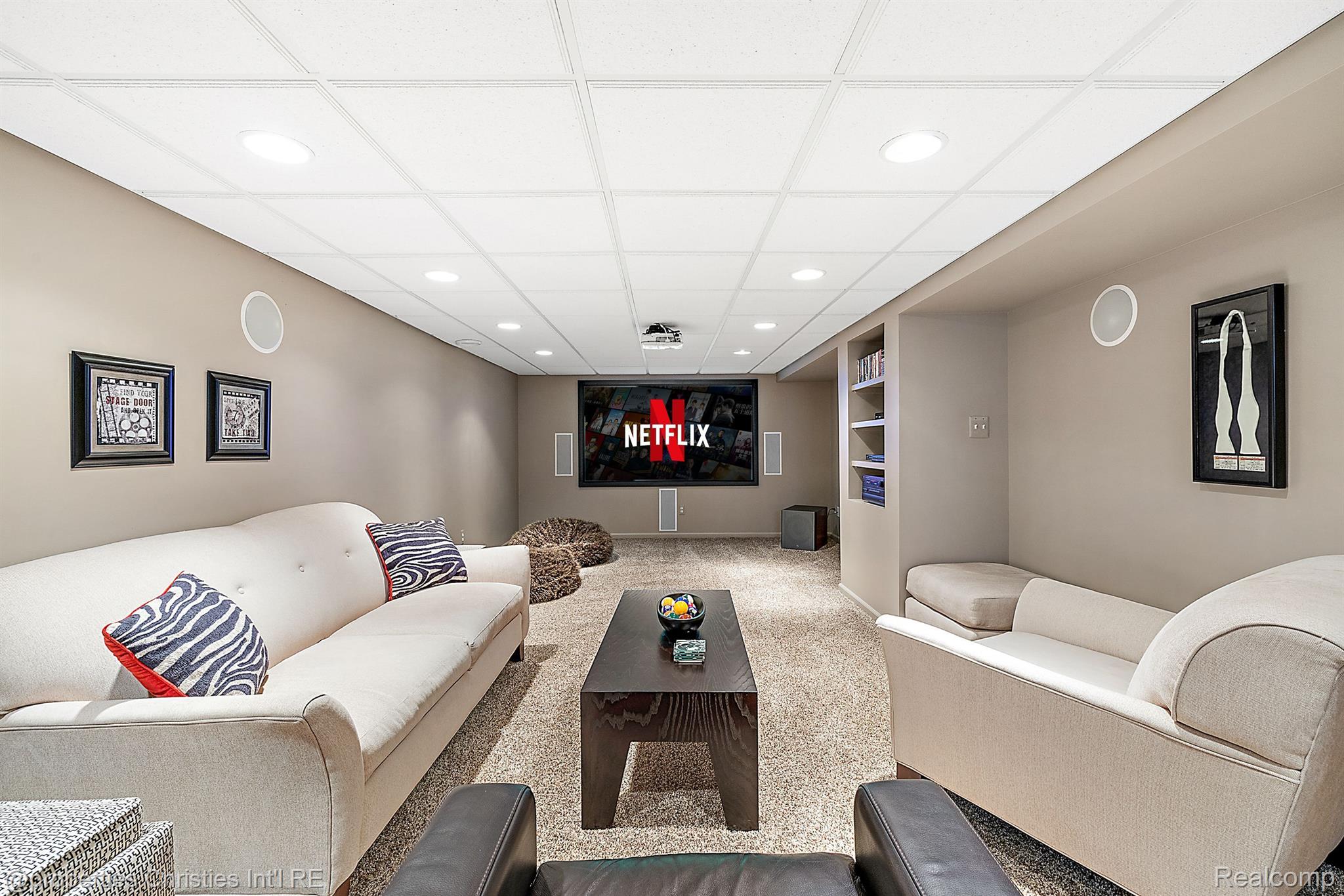 428  LAKE FOREST Drive