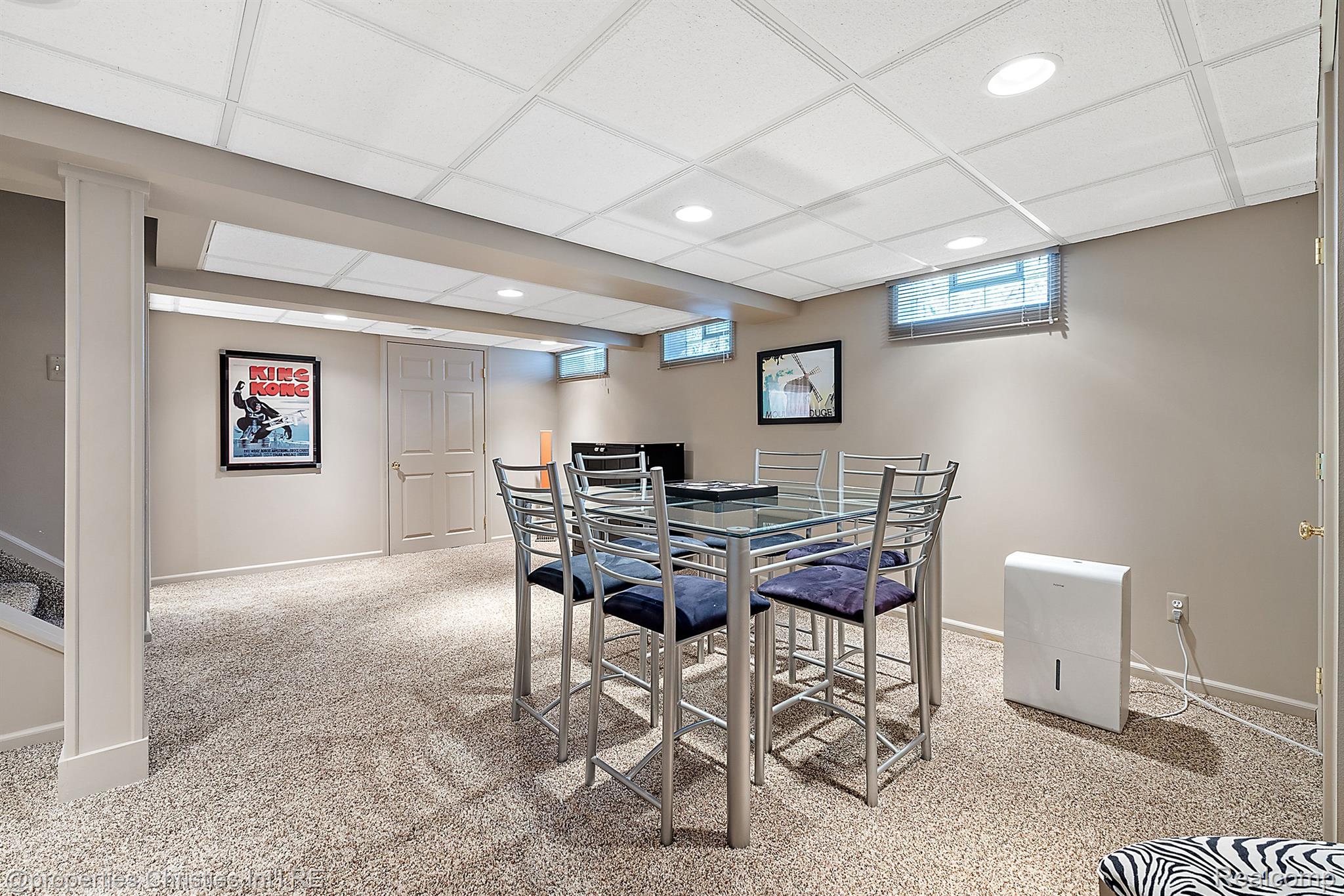 428  LAKE FOREST Drive