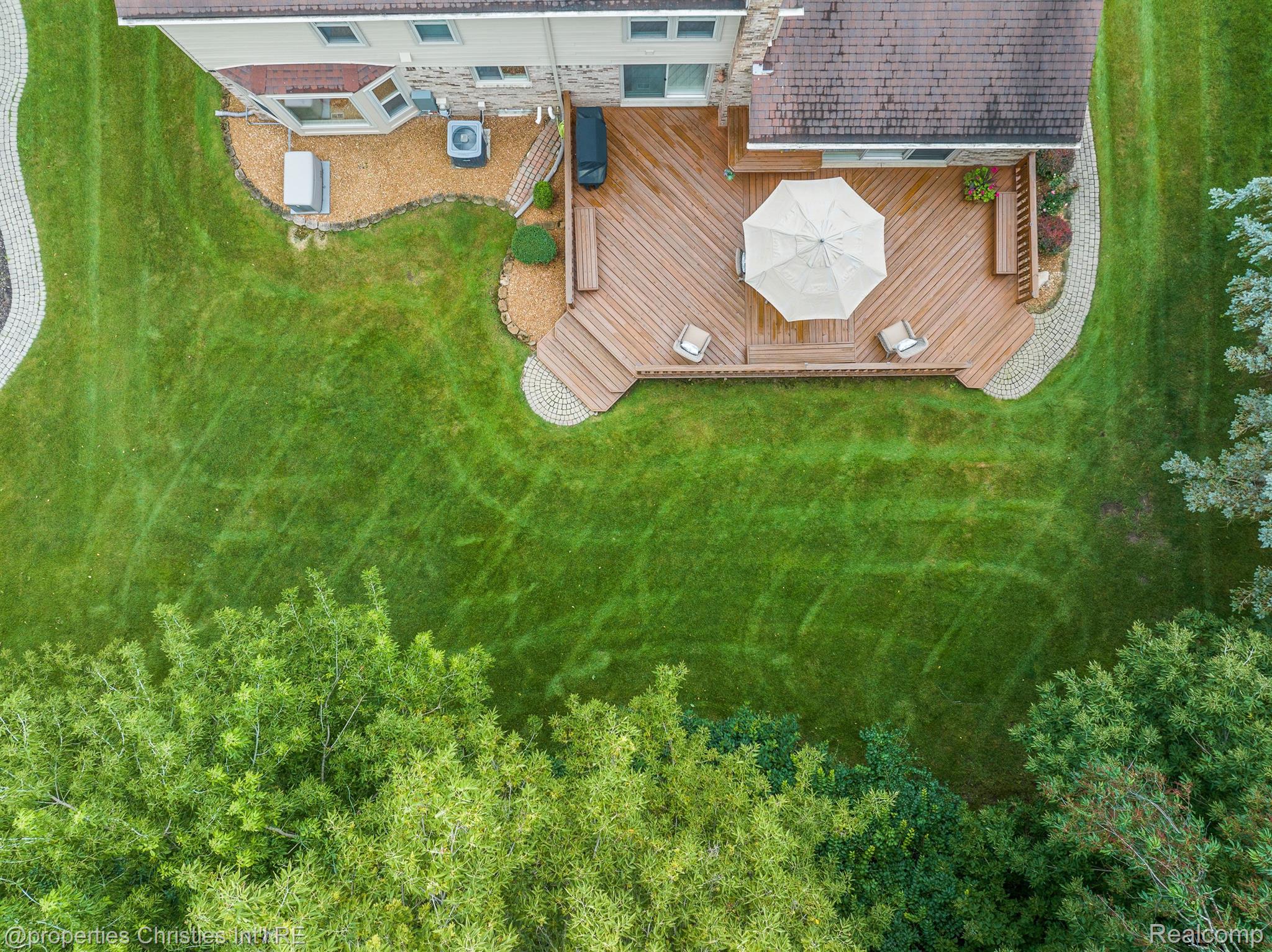 428  LAKE FOREST Drive