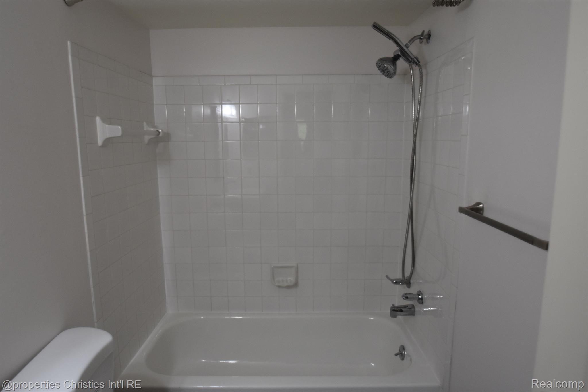 24066 MIDDLEBELT Road Unit: 37