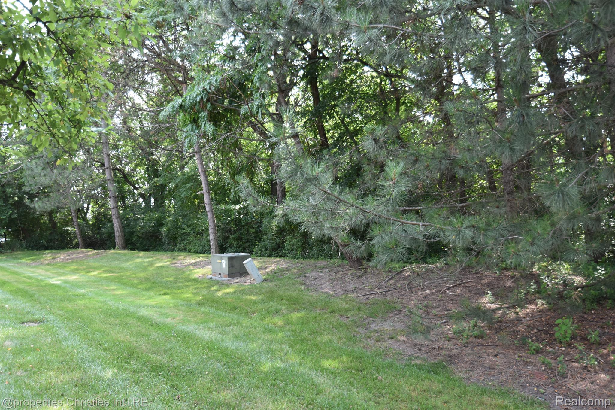 24066 MIDDLEBELT Road Unit: 37