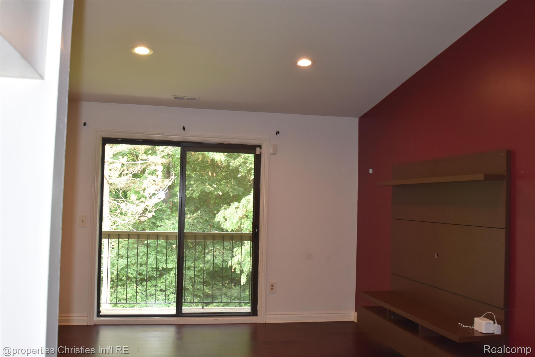 24066 MIDDLEBELT Road Unit: 37