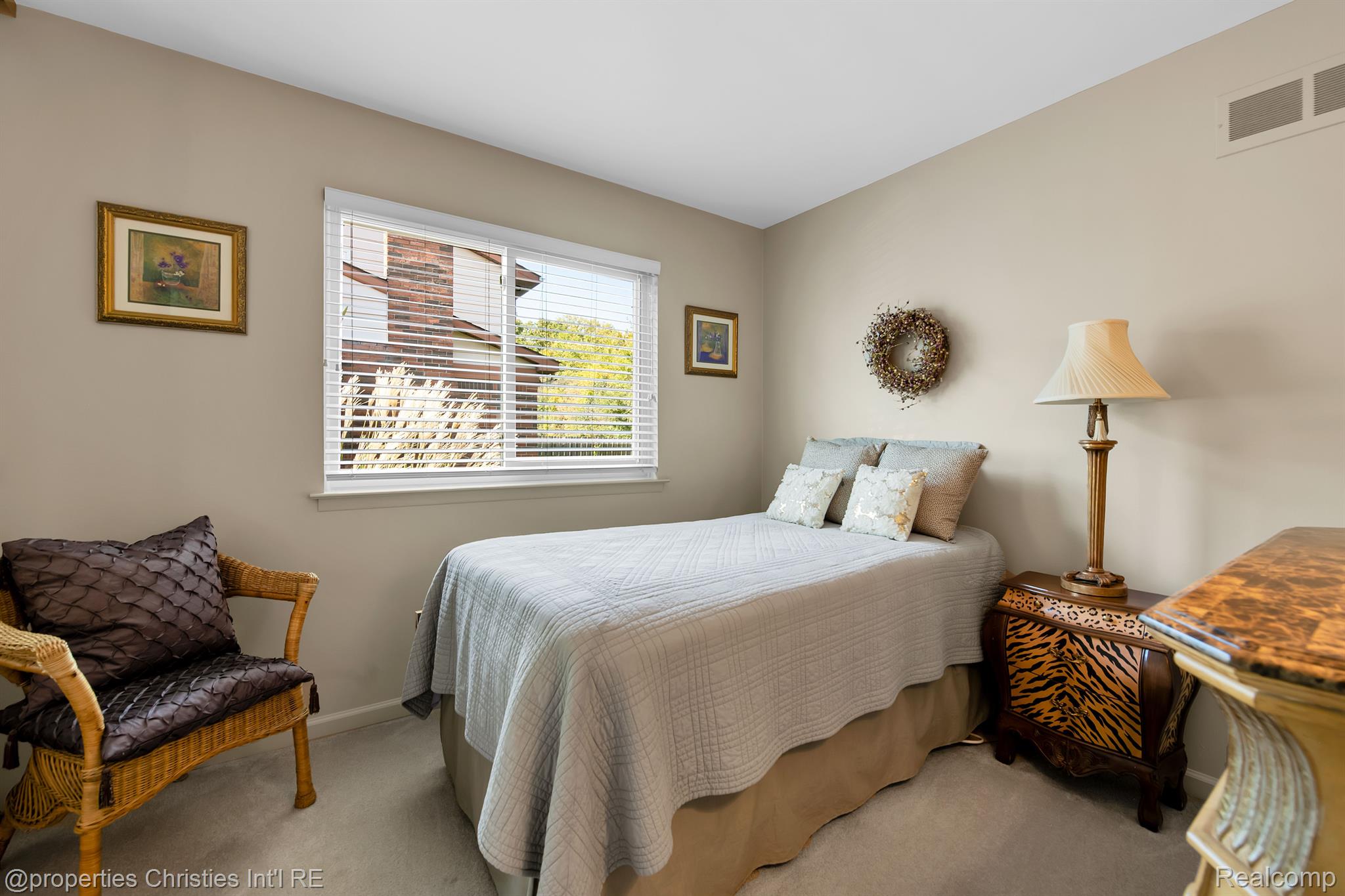 43650 WESTMINISTER Way