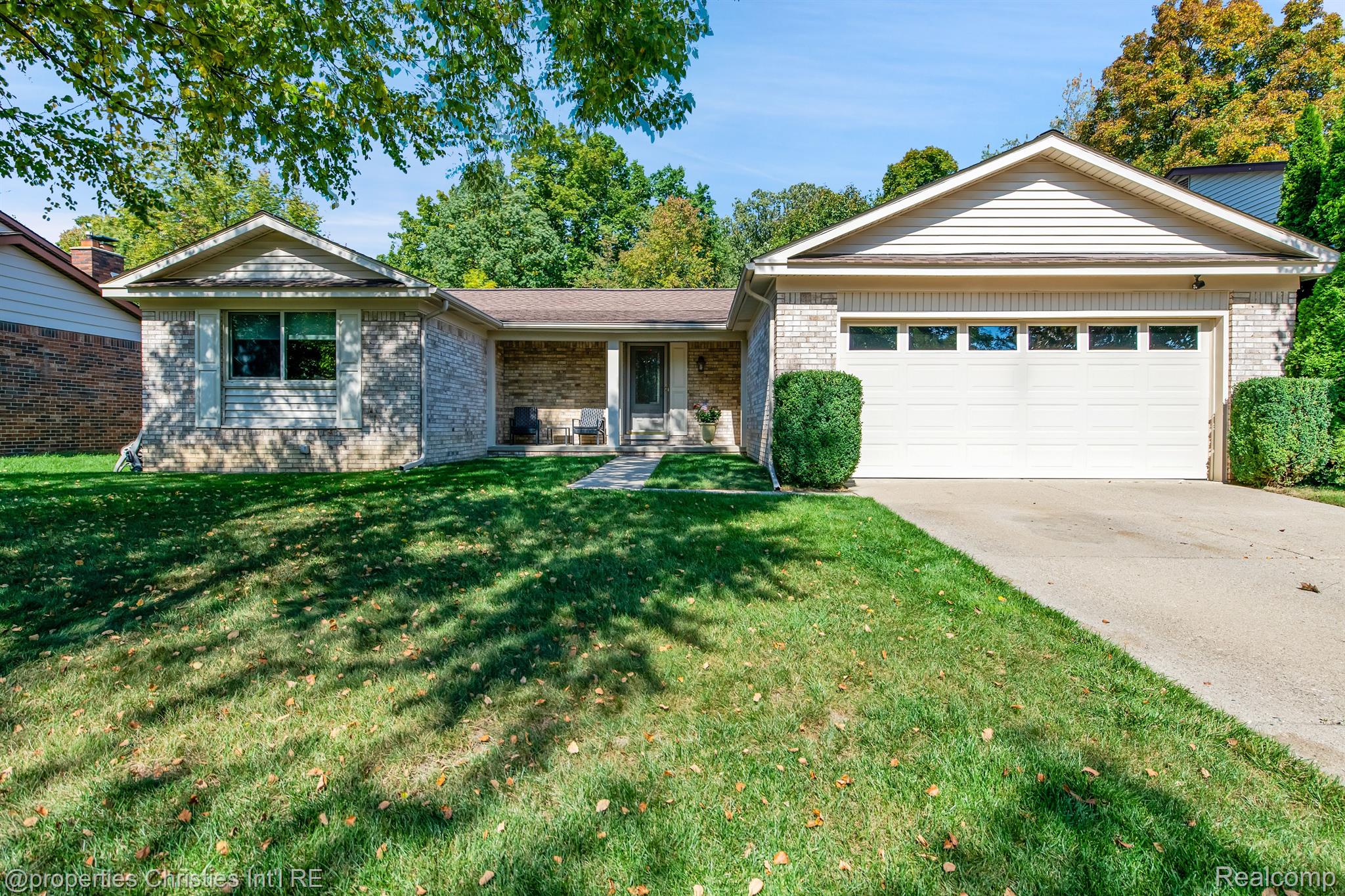 43650 WESTMINISTER Way