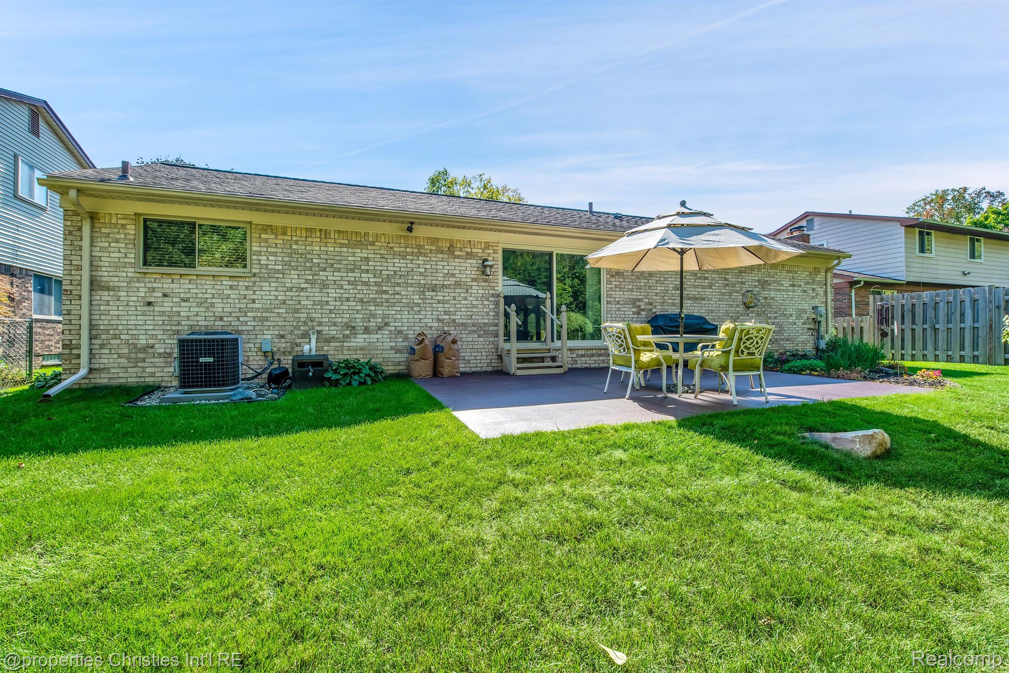 43650 WESTMINISTER Way