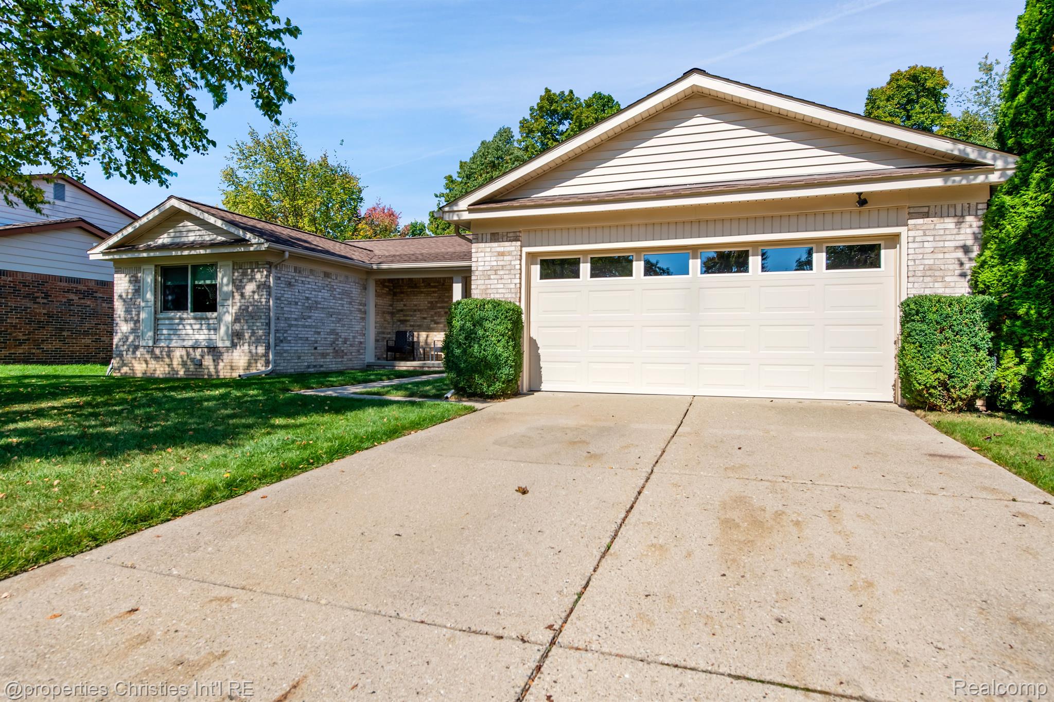 43650 WESTMINISTER Way