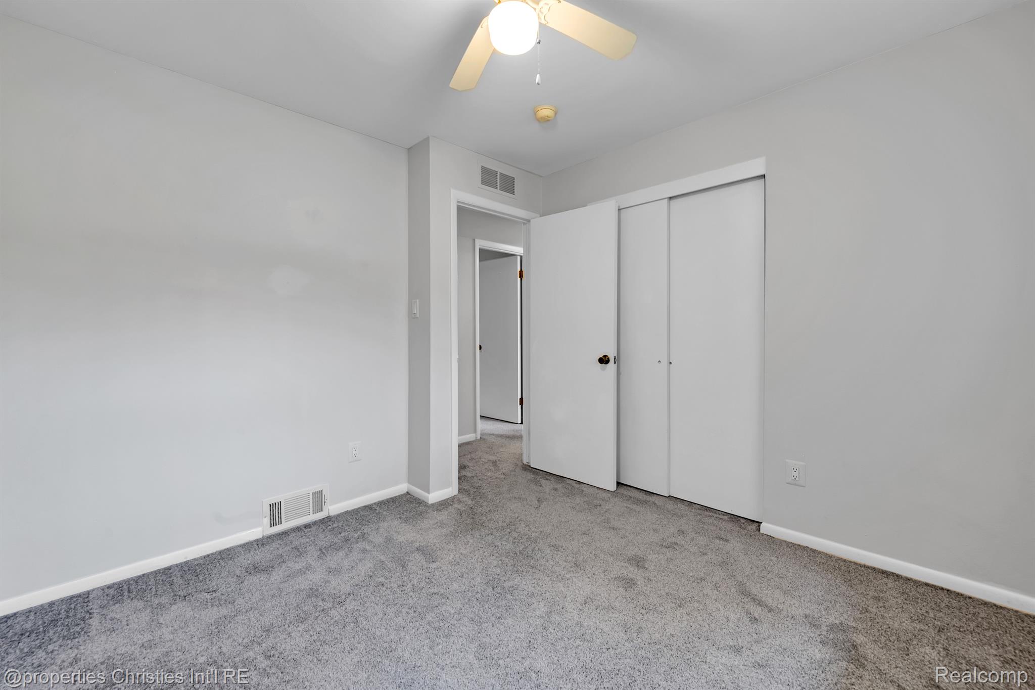 6433 Hermana Road