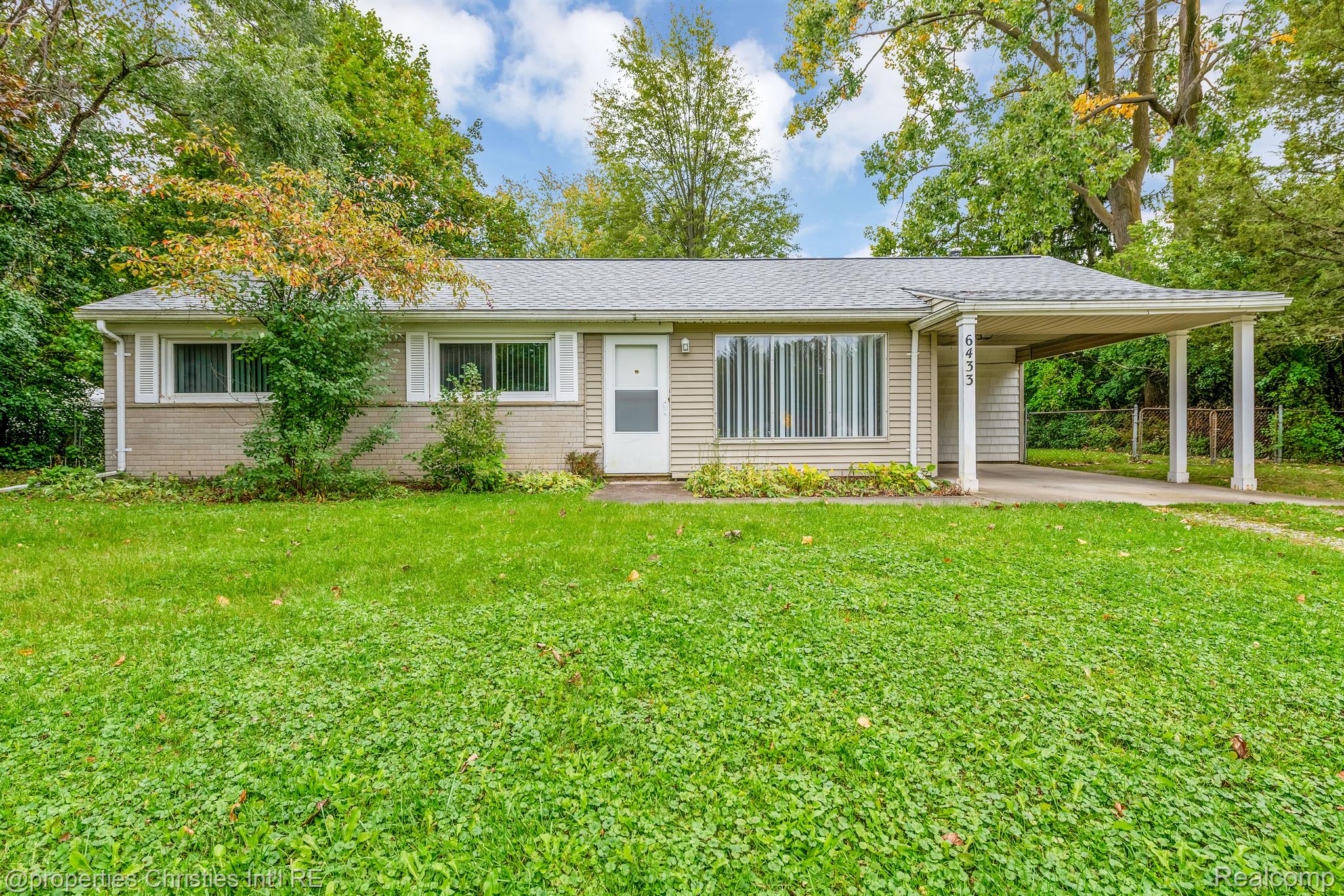 6433 Hermana Road