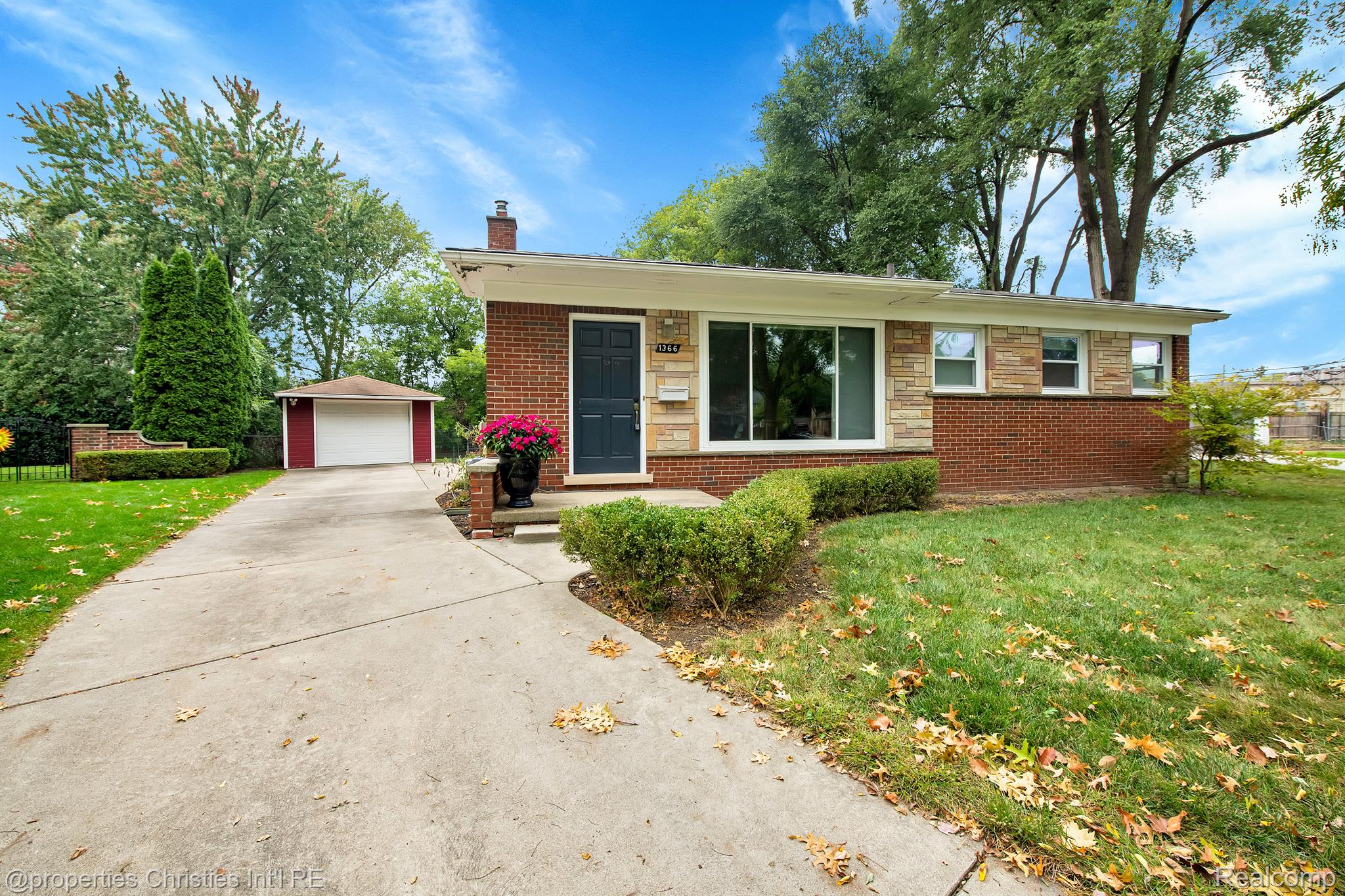 1366 HAYNES Court
