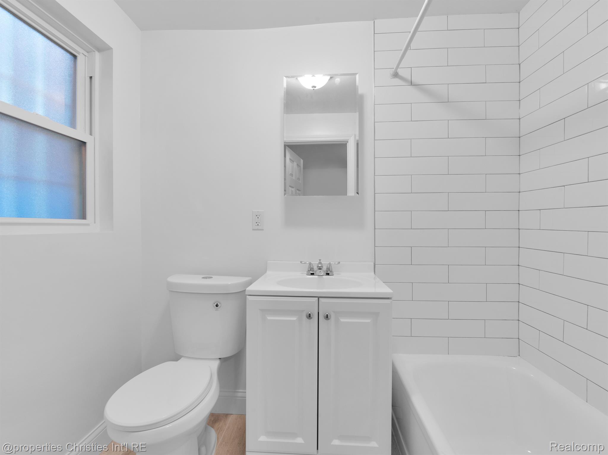 44 HIGHLAND Street 6