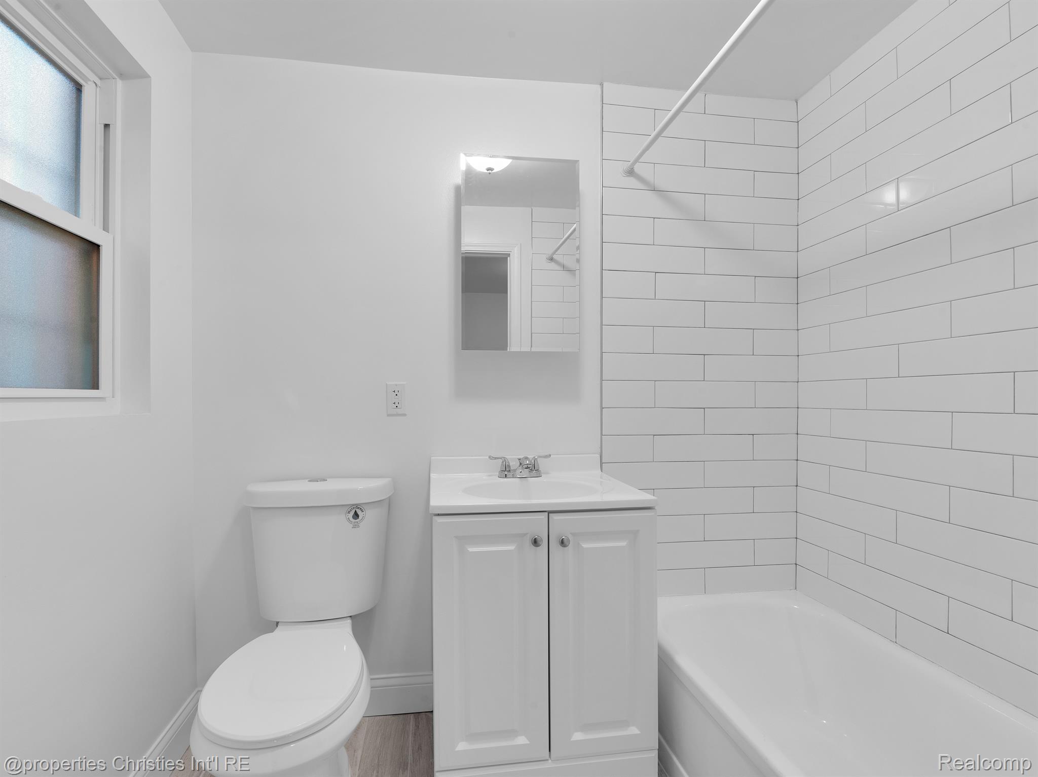 44 HIGHLAND Street 6