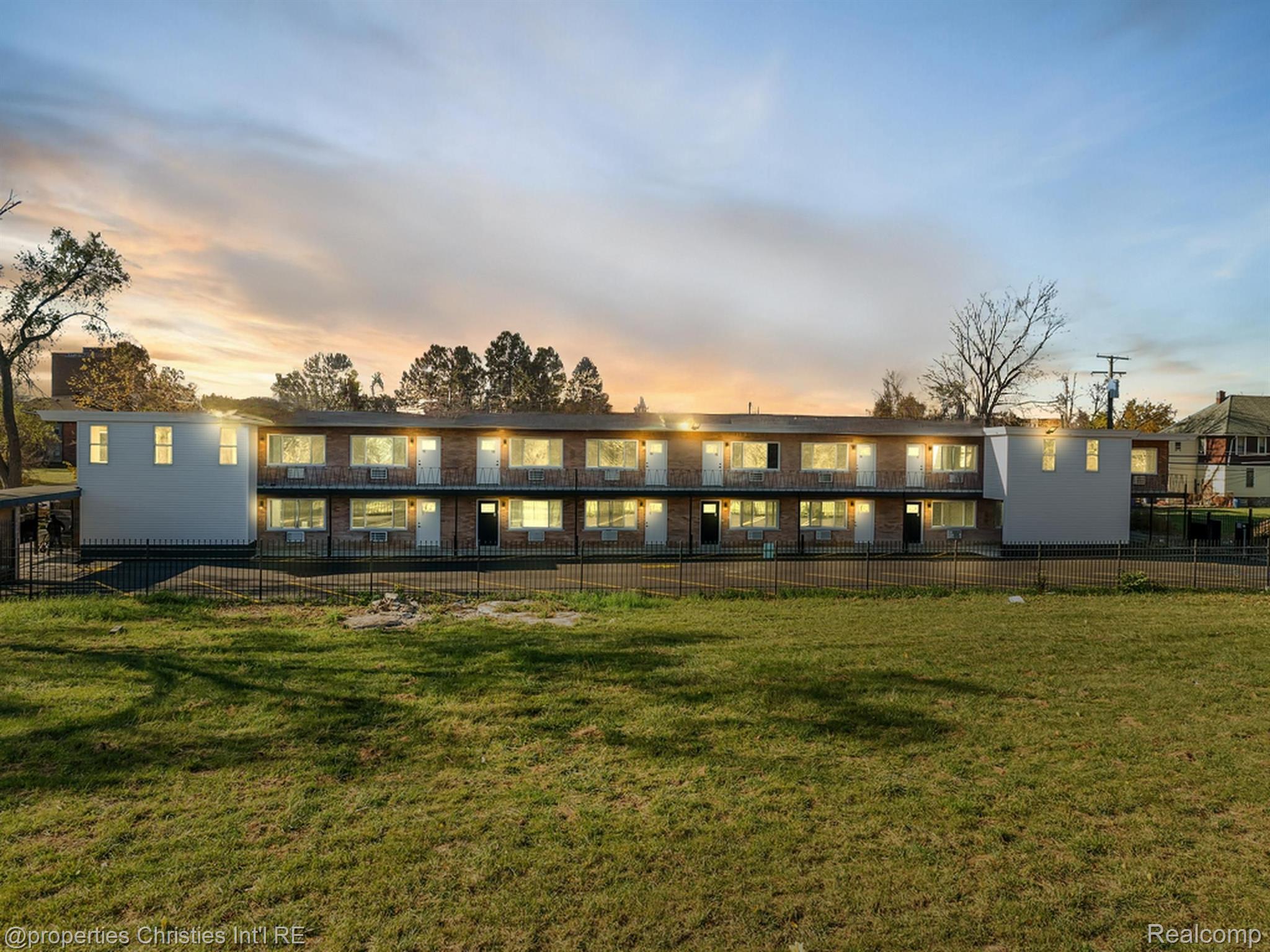 44 HIGHLAND Street 6