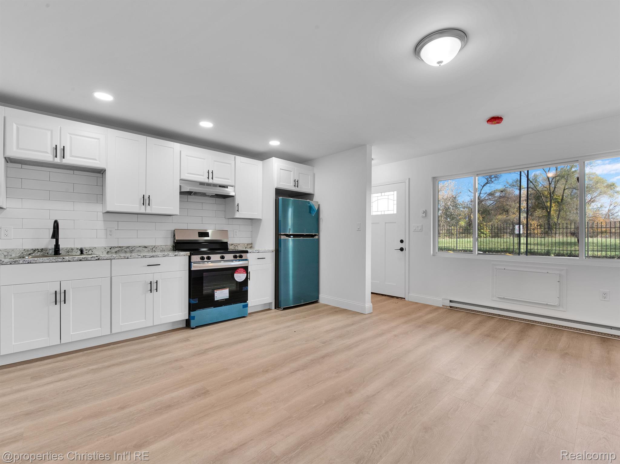 44 HIGHLAND Street 6