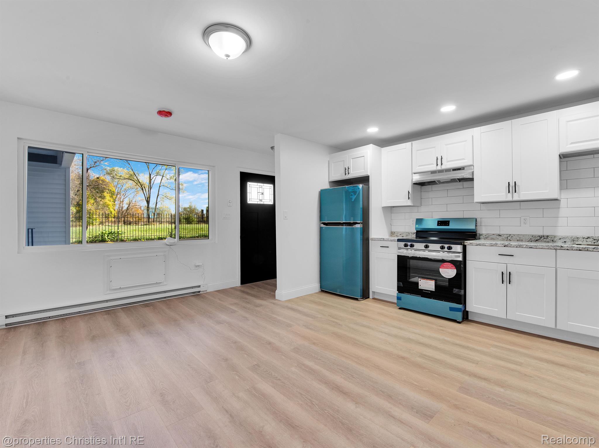 44 HIGHLAND Street 6