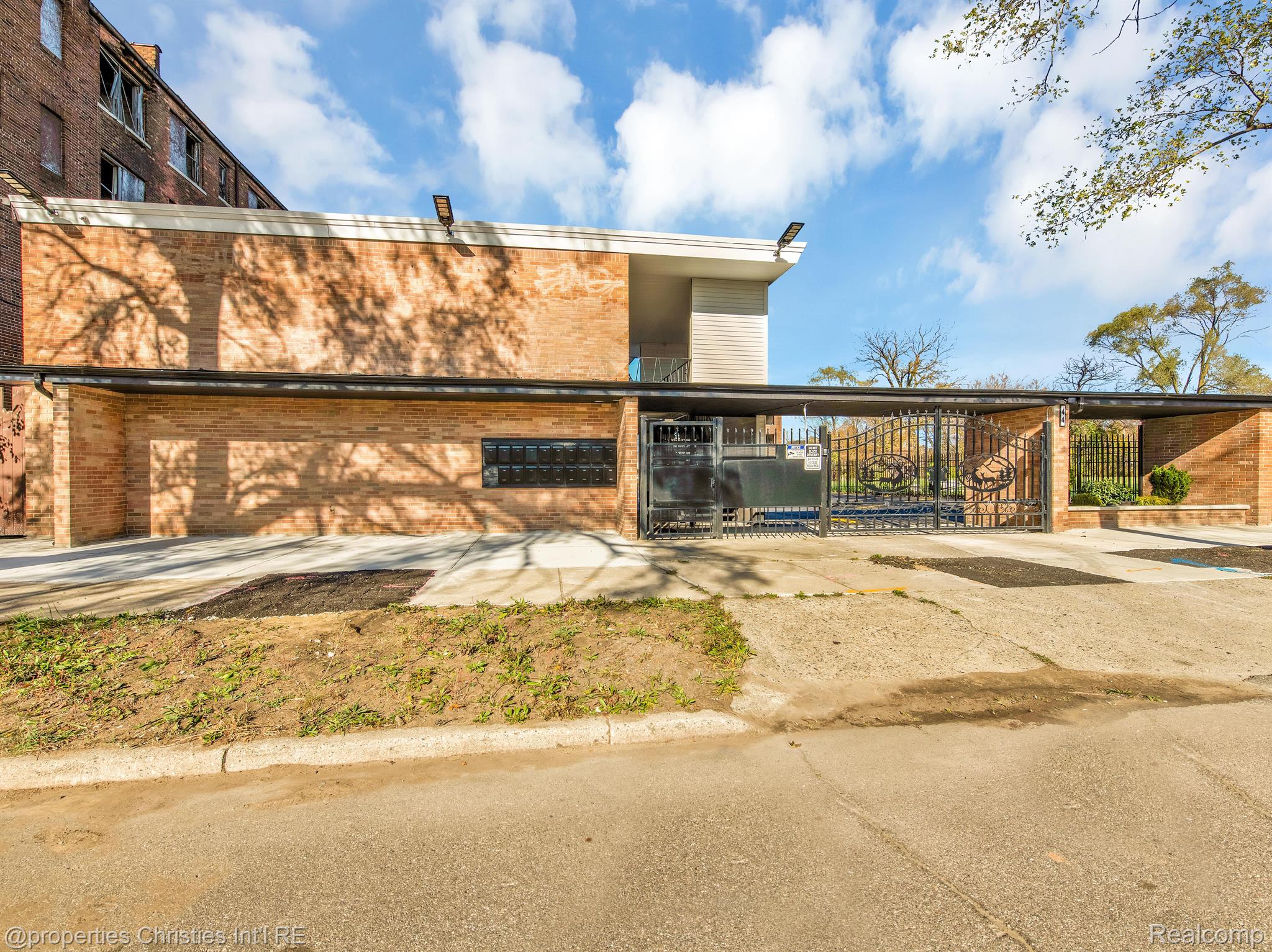 44 HIGHLAND Street 6