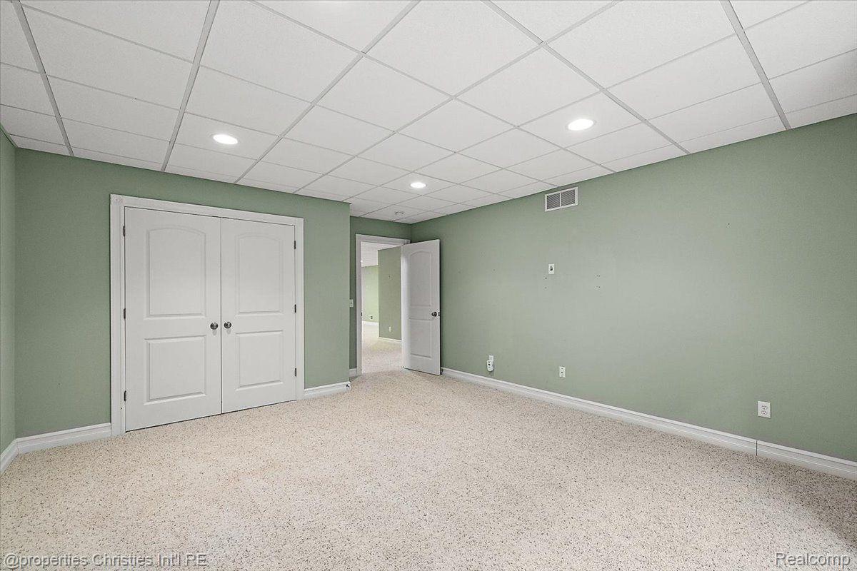 1419 HENRIETTA Street