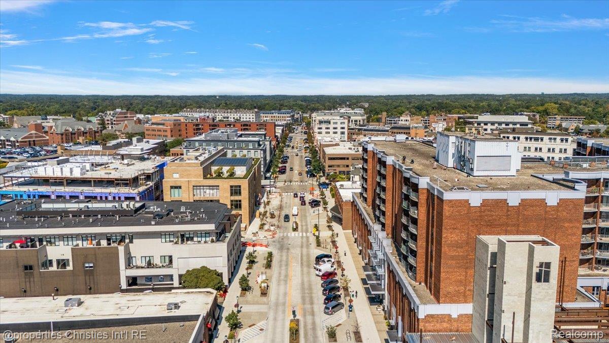 1419 HENRIETTA Street