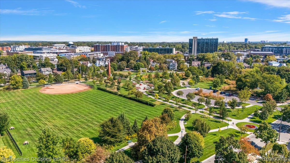 1419 HENRIETTA Street