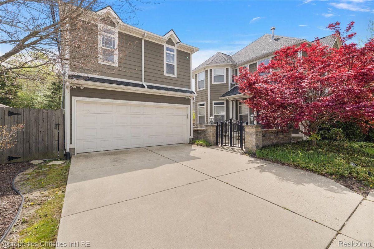 1419 HENRIETTA Street