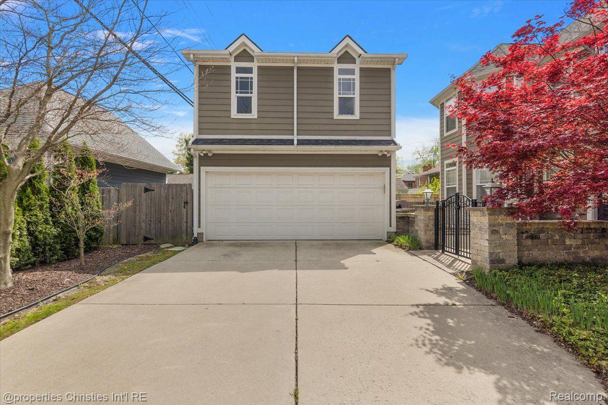 1419 HENRIETTA Street