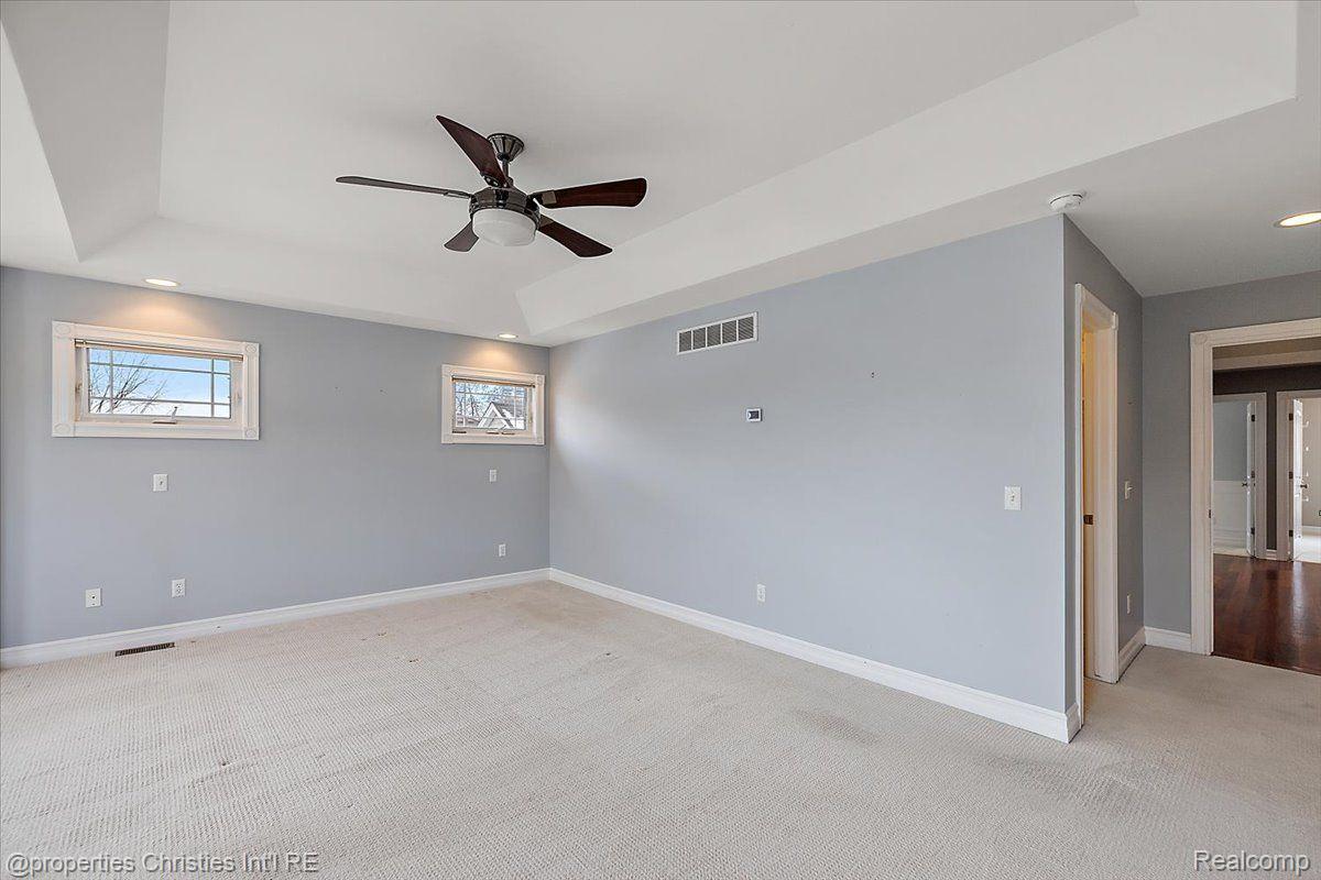 1419 HENRIETTA Street