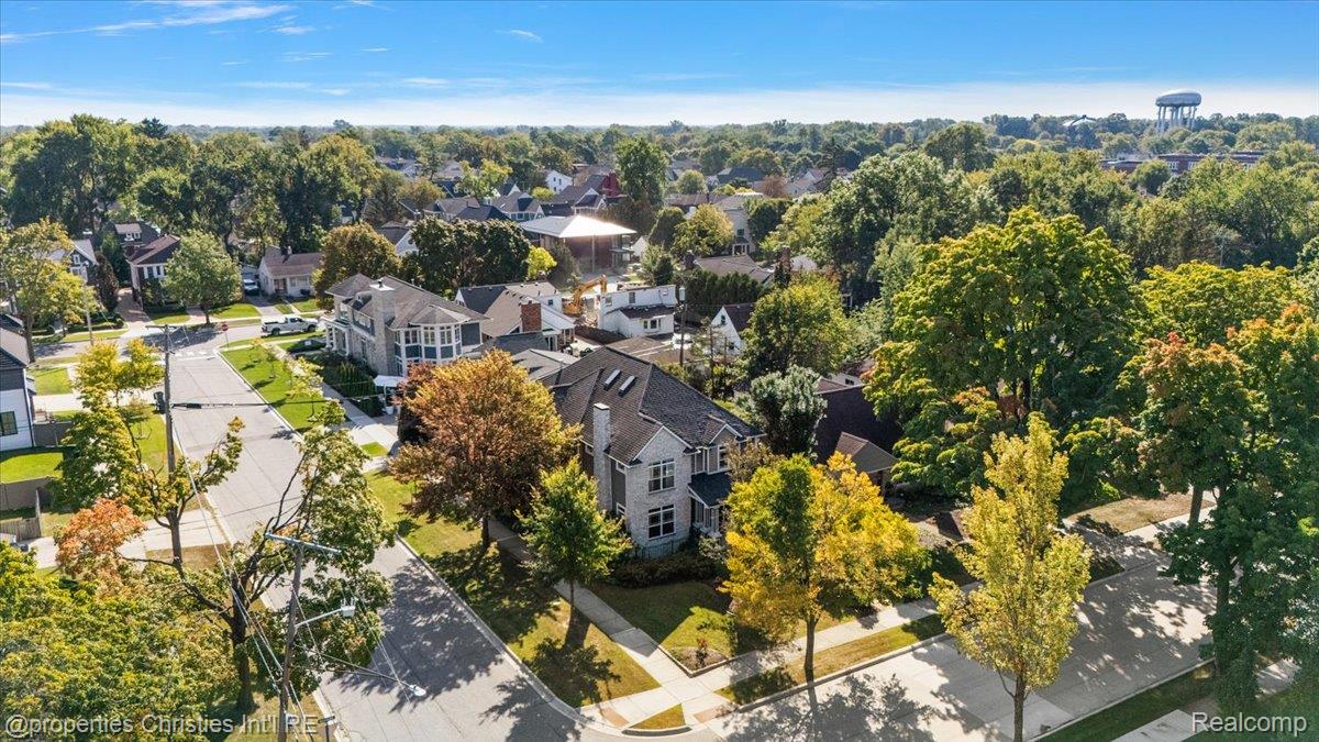 1419 HENRIETTA Street