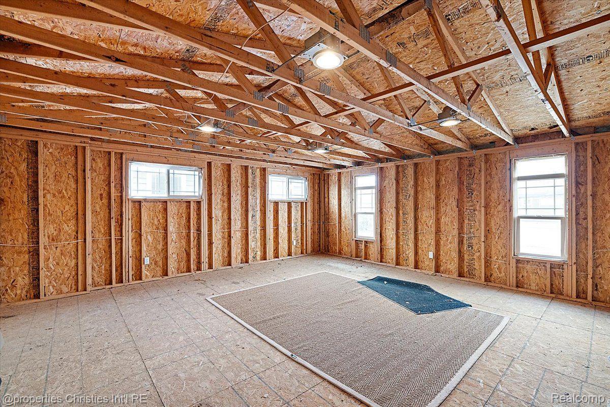 1419 HENRIETTA Street