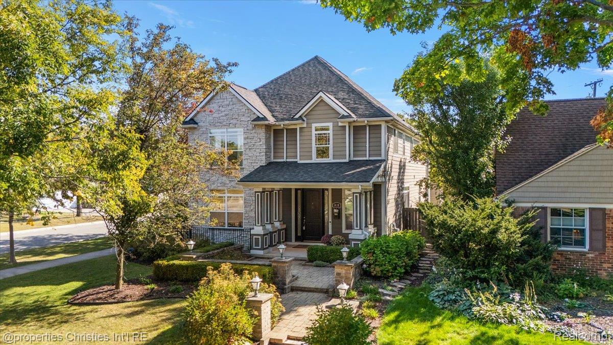 1419 HENRIETTA Street