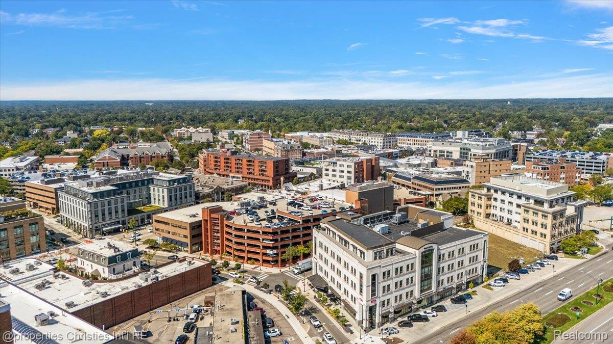 1419 HENRIETTA Street